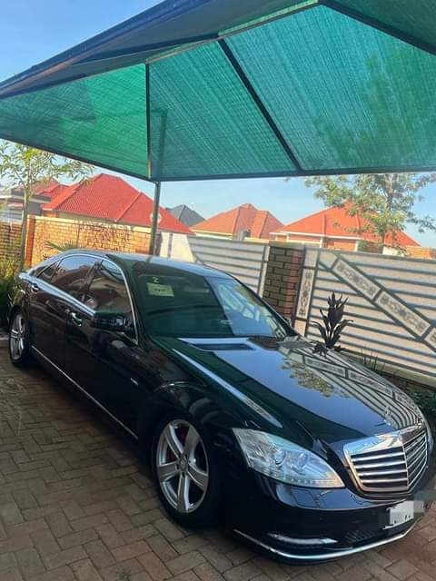 A picture of Benz idahenze 24 M 0789448107