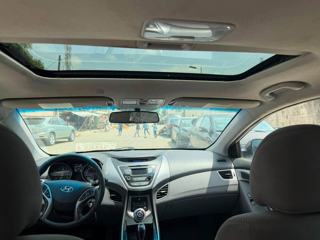 A picture of 2013 Hyundai Elantra