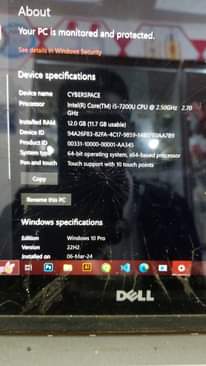 A picture of Dell laptop