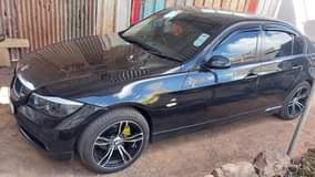 bmw 320i
