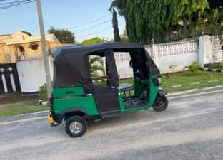 A picture of Nauza bajaji TVS deluxe chekeche namba DCV