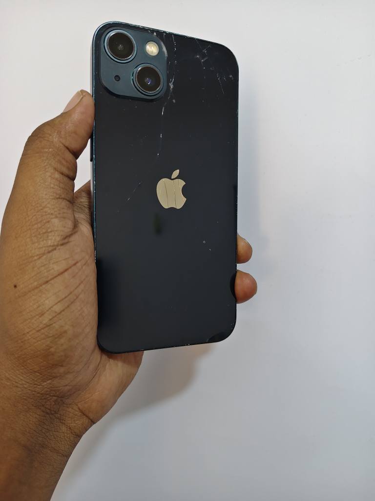A picture of iPhone 13 Plain 256 GB
