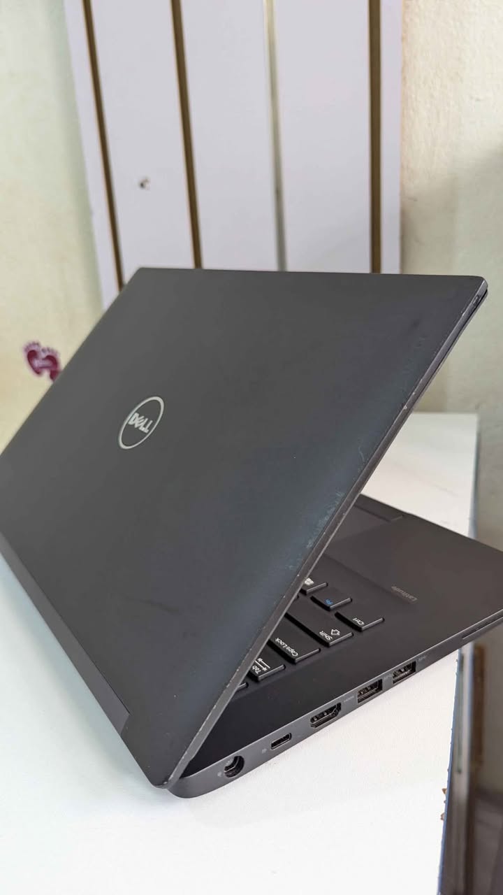 A picture of Dell latitude 7480 i5 7th Gen 2.5ghz 8gb ram 256ssd