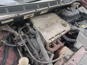 A picture of This car is big Sienna 2006 model Engine Gear AC