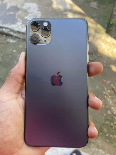 BlackBerry M.