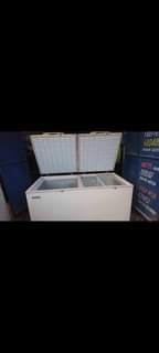 A picture of Freezer Kubwa Sana Lita 450 La Biashara Laki 7 Na