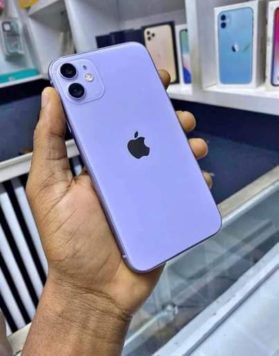 A picture of Iphone 11