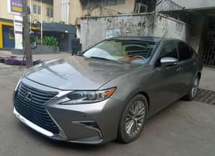 A picture of Lexus ES350 2015 unregistered