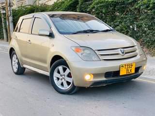 A picture of TOYOTA IST MILLION9 8 0716711174