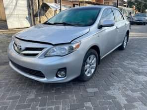 A picture of DISTRESS DISTRESS DISTRESS Corolla 2012 direct Engine is tapping at