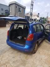 A picture of Toyota corolla verso