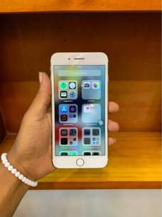 A picture of Iphone 7plus 128gb