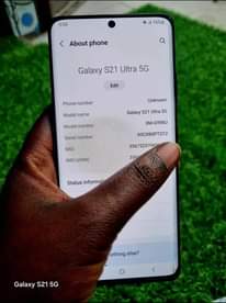 A picture of Samsung S21 ULTRA 5G