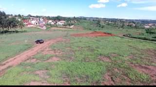 A picture of 50x100ft plots GayaZa Nakwero at 52m just 500meters off tarmac.