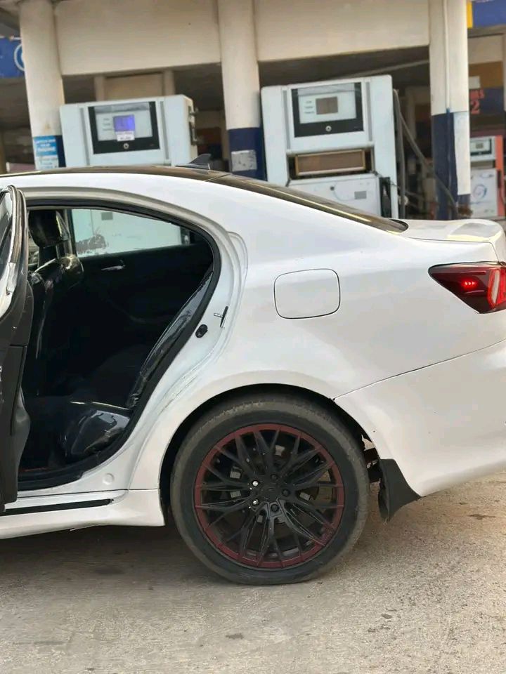 A picture of Car