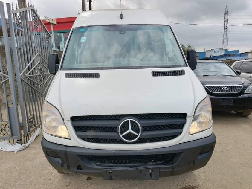 A picture of Foreign used Mercedes Benz Spinster