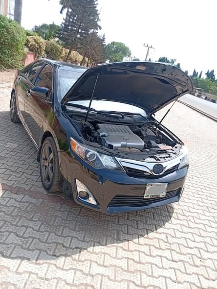 A picture of CAMRY 2014