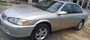 A picture of first body toyota drop light with silent engine and gear