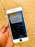 A picture of iPhone 7 Plus at 270k