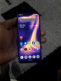A picture of TCL 10 SE 128gb 4gbram 4000mah battery Clean as new