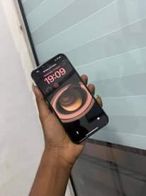 A picture of iPhone 13 PROMAX 128GB