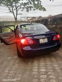 A picture of Toyota corolla 04