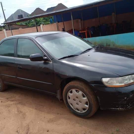 A picture of 2000 Honda Accord