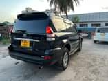 A picture of TOYOTA PRADO