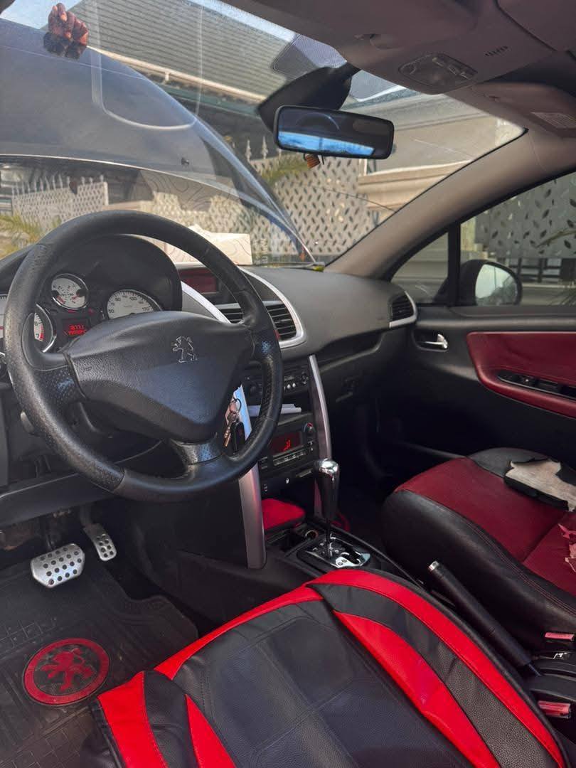 A picture of Peugeot 207