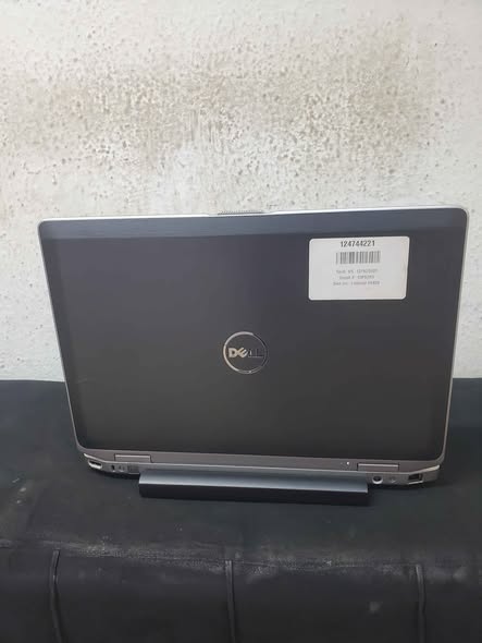 A picture of Dell latitude Core i5 8gb Ram 500HDD Keyboard light 2