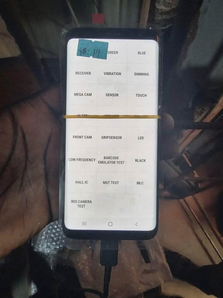 A picture of Samsung screen s8 s9 s10 and others is available