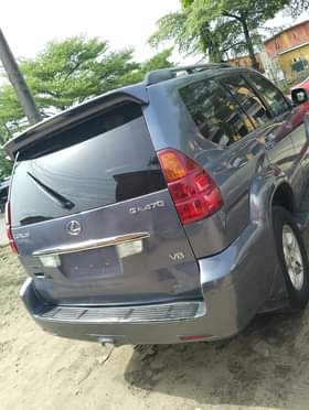 A picture of 2004 Gx470 clean Nigerian use Price 8m Location Amuwo odofin