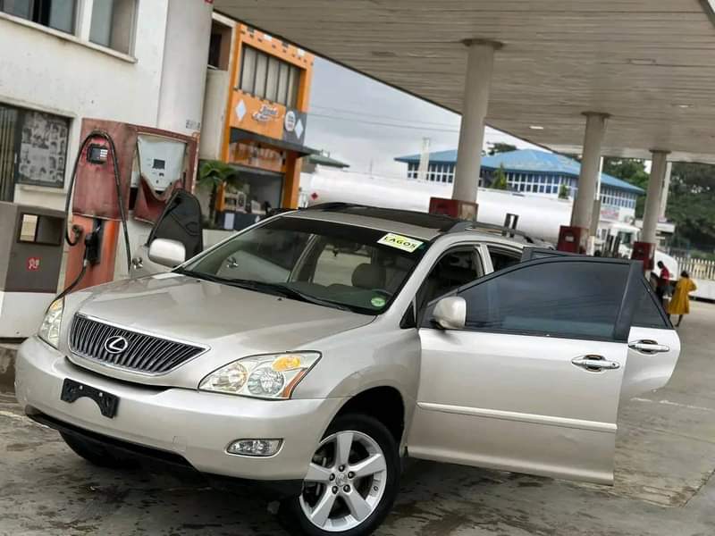 A picture of DIRECT TOKUNBO GOLD EDITION LEXUS RX350 PREMIUM PLUS 2024 ENTRY