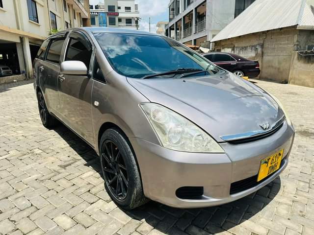 A picture of PRICE MIL 11 CALL 0712827933 TOYOTA WISH DMH YEAR 2003