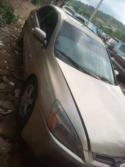 A picture of Super distress Honda Accord with super sound Untempered Engine and