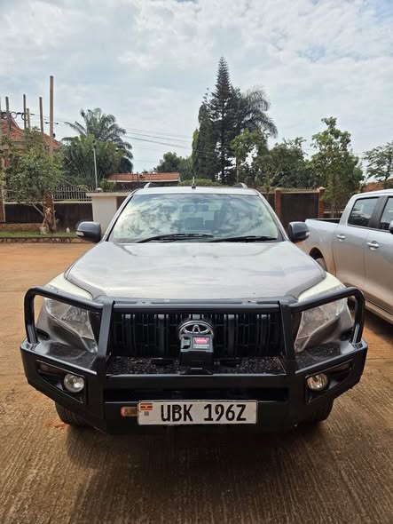 A picture of LANDCRUISER TX