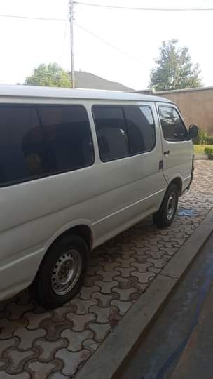 used toyota hiace