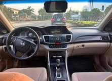 A picture of Honda Accord 2013