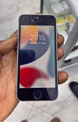 A picture of Iphone 5 SE
