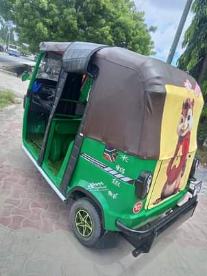 A picture of Tvs deluxe