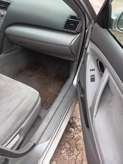 A picture of FOREIGN USED TOYOTA CAMRY 2010 ACCIDENT FREE April 2024 Entry