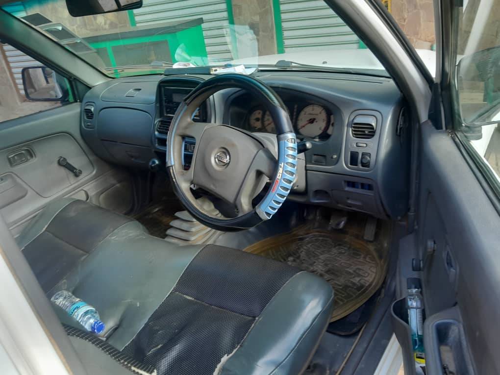 classifieds/cars nissan