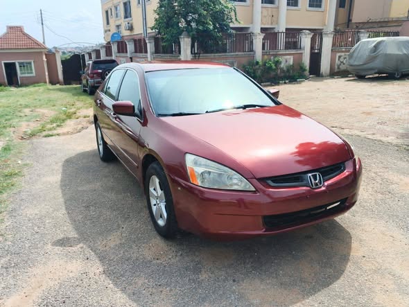A picture of 2004 05 HONDA ACCORD EOD