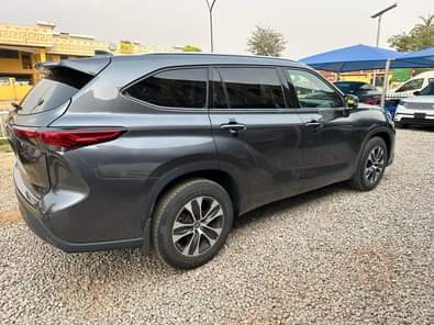 A picture of 2022 Toyota Highlighter XLE Sport with duty price 49 5M
