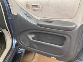 A picture of Toyota Highlander 2004 model