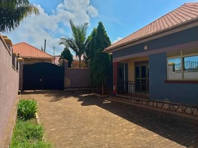 A picture of HOUSE FOR SALE 80M
