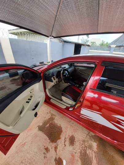 A picture of Toyota Corolla 2012