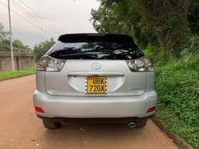 A picture of Toyota Harrier Model 2008 Engine 2 4cc Price 43M 0709788048