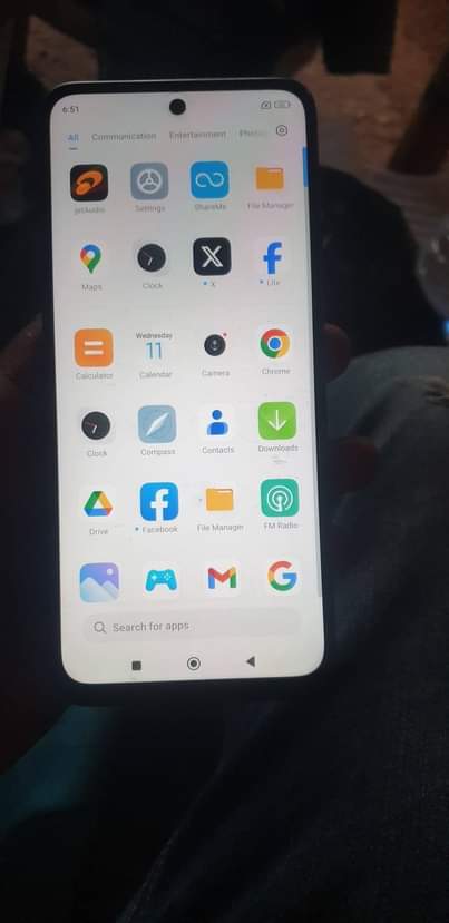 A picture of Redmi 12