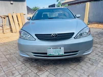 A picture of Toyota Camry 03 04
